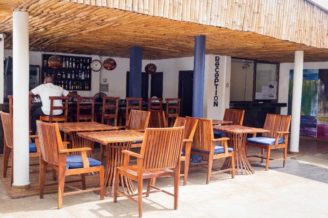 Hotel Seaside Lomé Exterior foto